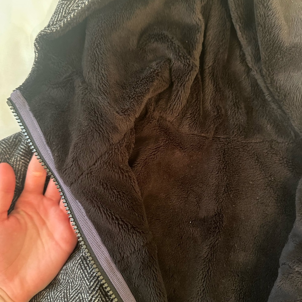 Lululemon Reversible Jacket Size 2 - image 3